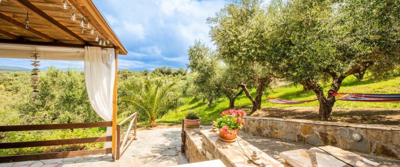 Hakuna Matata Holidays Wooden Lodge With Airco & Pool In Greek Olive Grove Метони Экстерьер фото